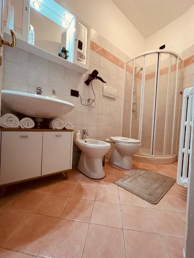 Casa Vacanza Elena เวโรนา ภายนอก รูปภาพ